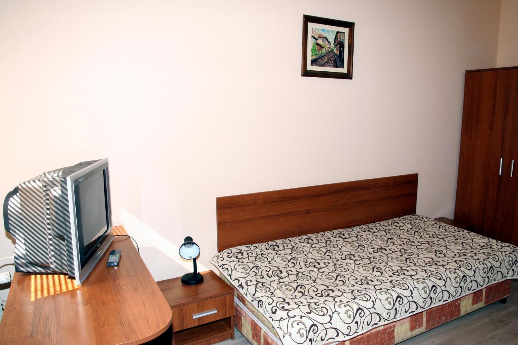 Interrum Hotel Razgrad Habitación foto